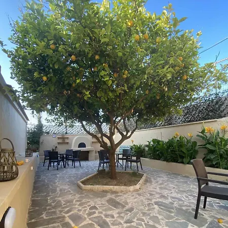 Eraora Lofts & Kefalonia Apartman